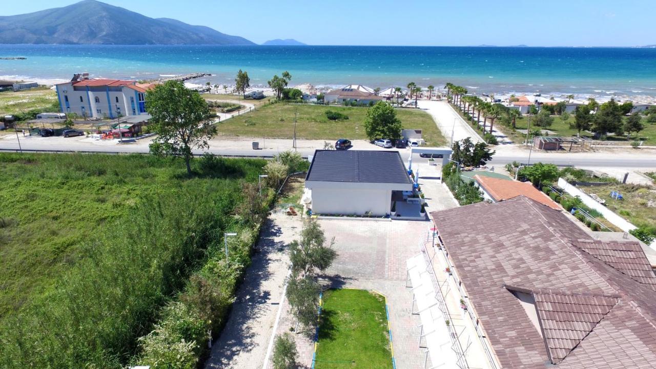Dolce Italia Hotel Radhimë Exterior foto